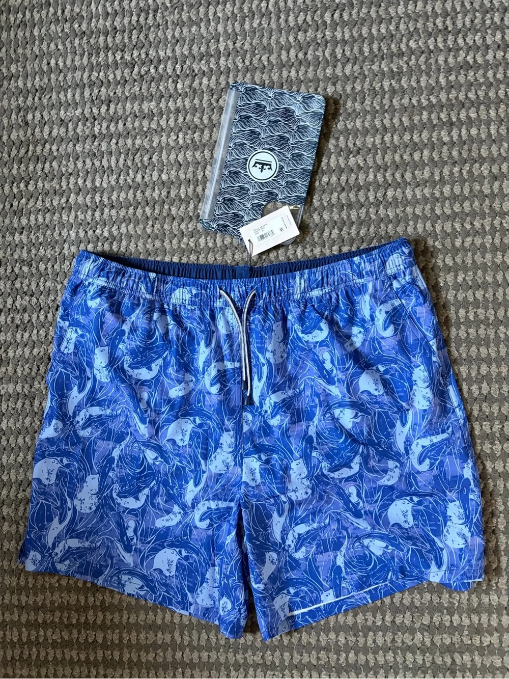 Peter Millar Blue Abstract Wave Swim Trunks NWT MENS XL